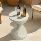 Table d'appoint en forme de sablier, style minimaliste moderne