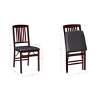 Deux chaises pliantes avec revêtement en similicuir