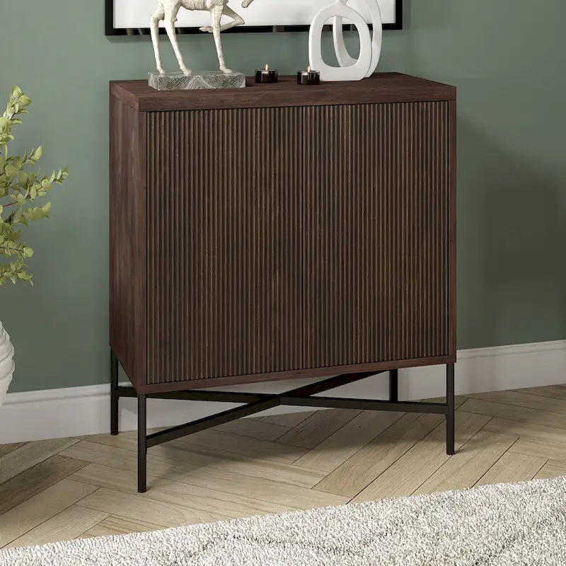 Meuble de rangement d'appoint 28" avec étagère réglable, gestion des câbles et portes en PVC, grain de bois MDF