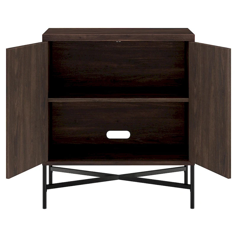 Meuble de rangement d'appoint 28" avec étagère réglable, gestion des câbles et portes en PVC, grain de bois MDF